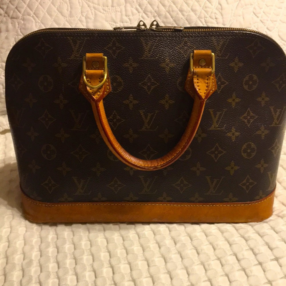 Louis Vuitton Alma
